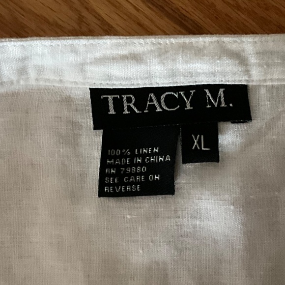 Tracy M Size XL white Business Casual Blouse - Picture 6 of 6
